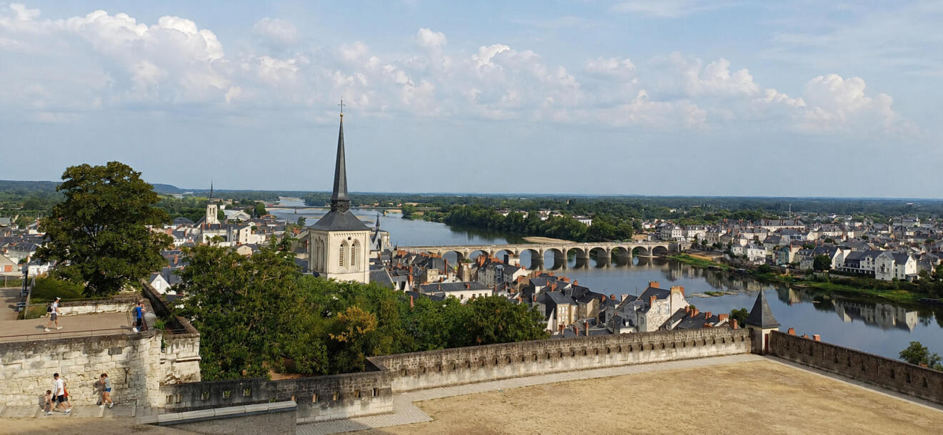 Diapositive 10++Saumur.jpeg 
