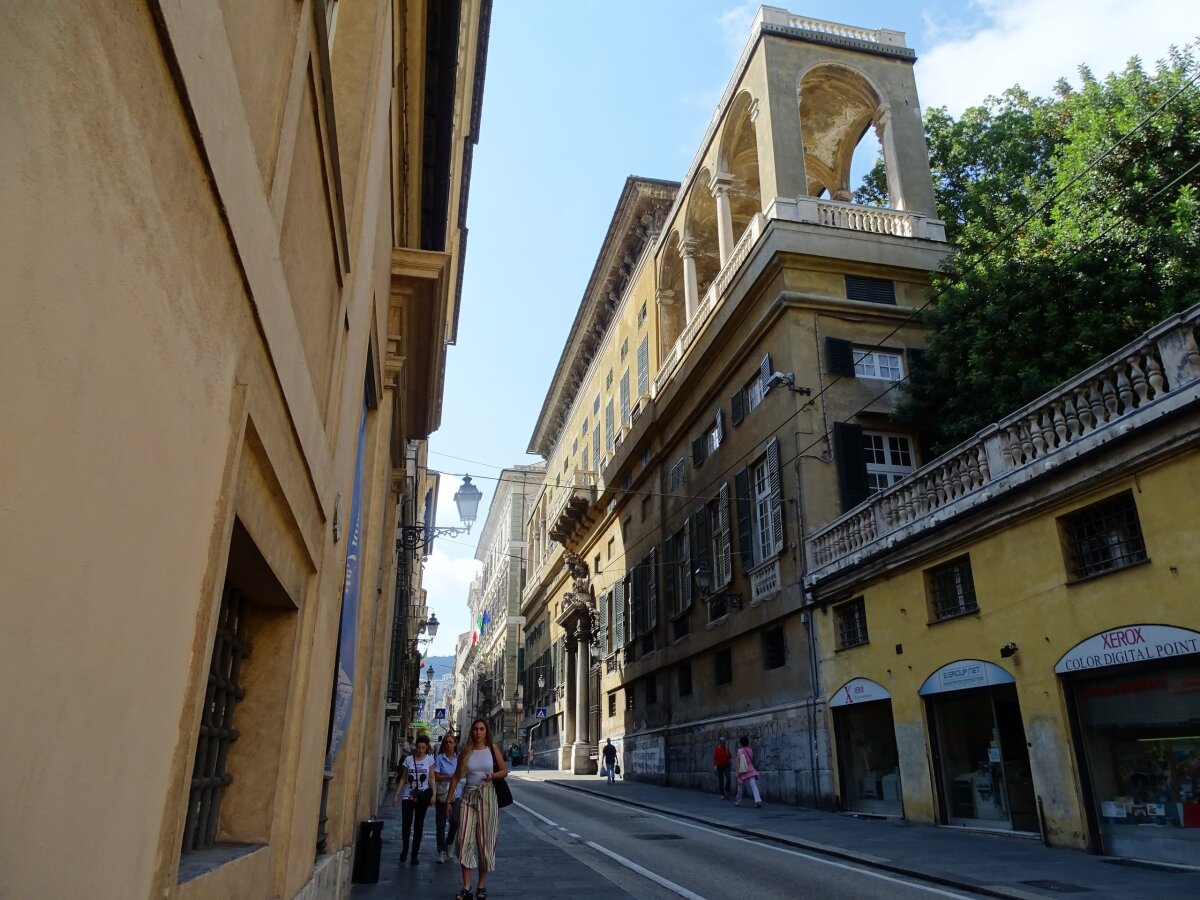 Diapositive 14++Gênes.jpeg 