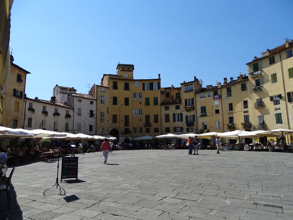 Diapositive 04++Lucques.jpeg 