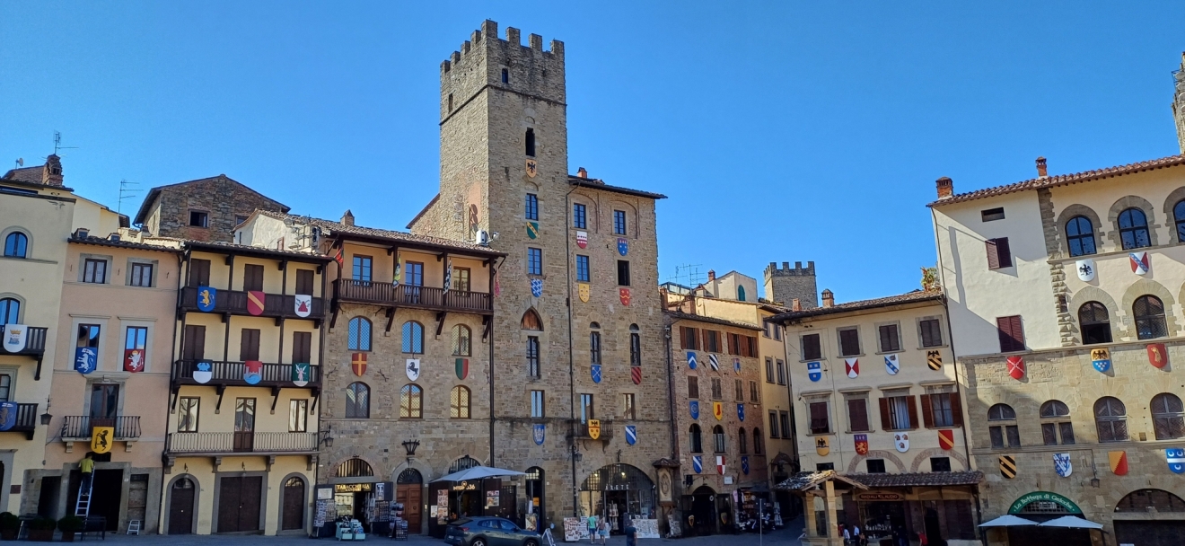 Diapositive 13++Arezzio.jpeg 