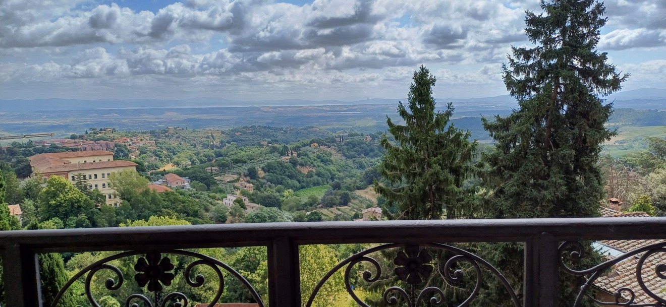 Diapositive 10++Montepulciano.jpeg 