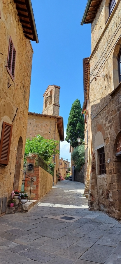 Diapositive 05++Monticchiello.jpeg 